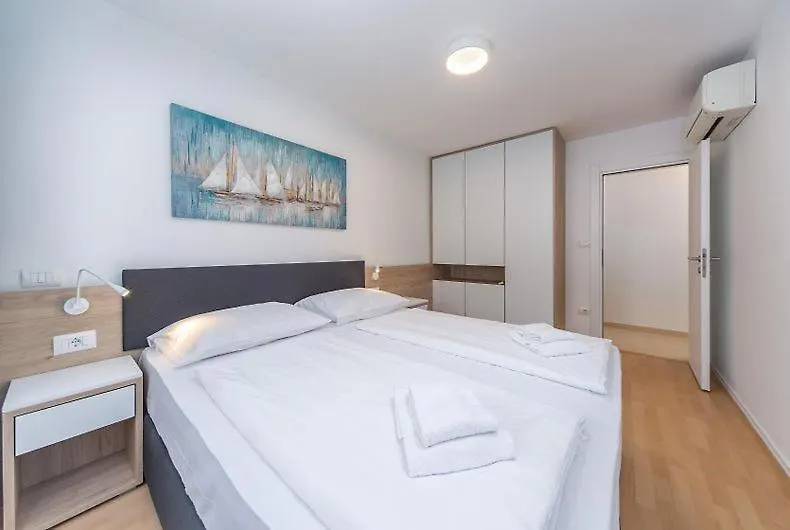 Garden Palace Pool Deluxe Apartment Umag 0*,  Croatia
